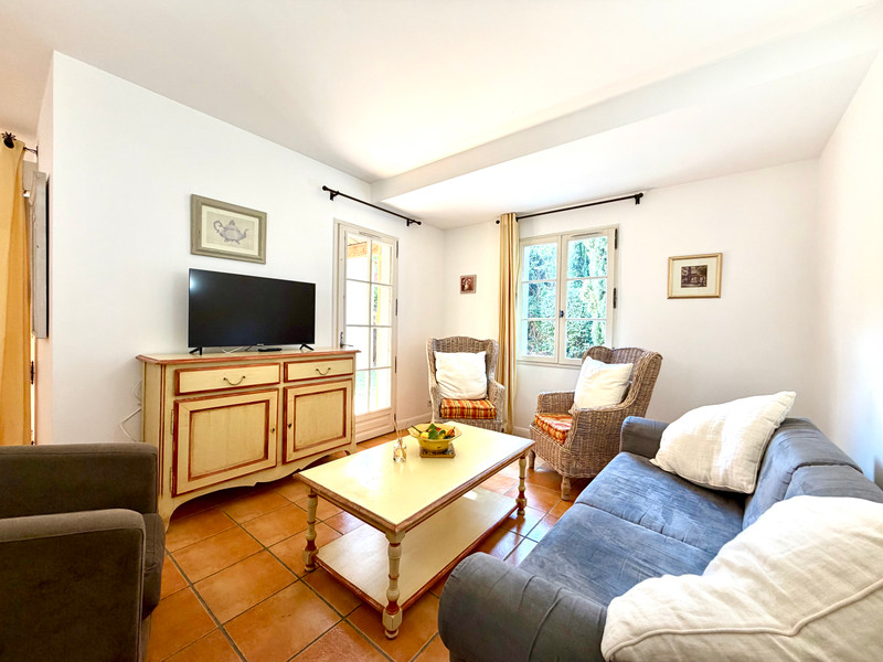 French property for sale in Fayence, Var - €220,000 - photo 2