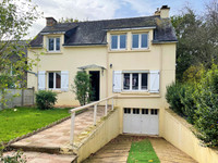 French property, houses and homes for sale in Saint-Laurent-sur-Oust Morbihan Brittany