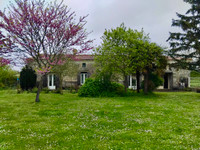 Maison à vendre à Léoville, Charente-Maritime - 162.000 € - photo 1