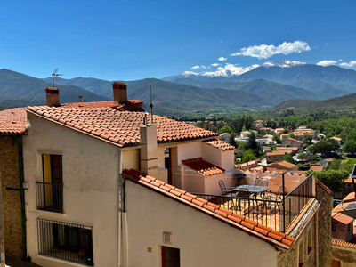 Maison à vendre à Rodès, Pyrénées-Orientales, Languedoc-Roussillon, avec Leggett Immobilier