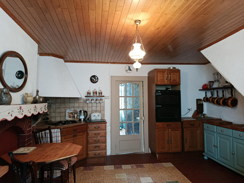 French property for sale in Bourganeuf, Creuse - €56,600 - photo 5