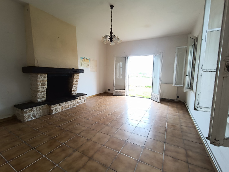 French property for sale in Saint-Martin-du-Bois, Gironde - €263,000 - photo 7