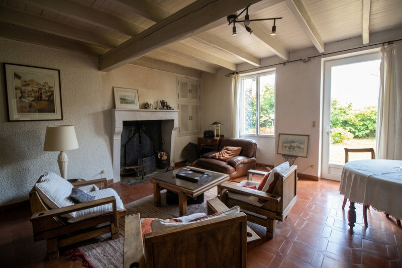 French property for sale in Ligné, Charente - €163,080 - photo 6
