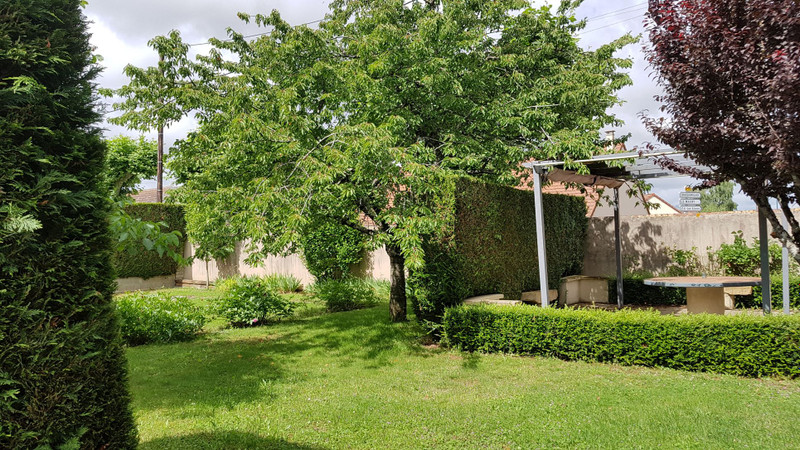 French property for sale in La Châtre, Indre - €141,700 - photo 1