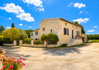 Propriété à vendre à Soulignonne, Charente-Maritime - 540 600 € - photo n°1