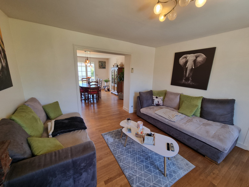 French property for sale in Chabanais, Charente - €125,000 - photo 2