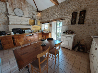 French property for sale in Villebois-Lavalette, Charente - €169,500 - photo 2