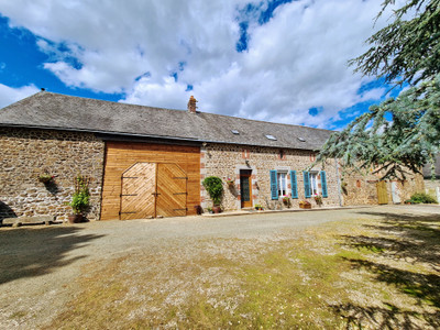 Maison à vendre à Brecé, Mayenne, Pays de la Loire, avec Leggett Immobilier