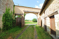 Maison à vendre à Chives, Charente-Maritime - 149.000 € - photo 2