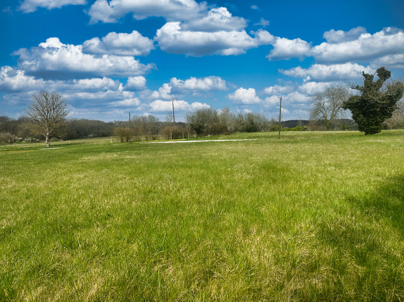 French property for sale in Bourdeilles, Dordogne - €31,600 - photo 1