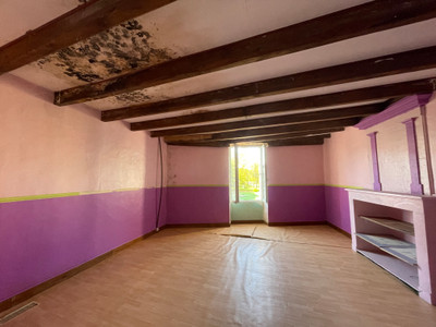 French property for sale in La Chapelle, Charente - €31,000 - photo 11
