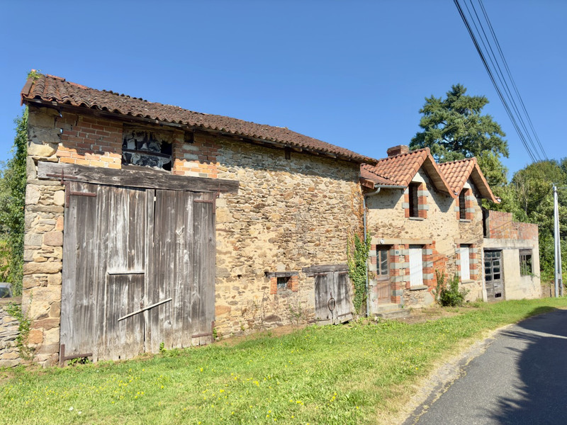 French property for sale in Pageas, Haute-Vienne - €38,600 - photo 1