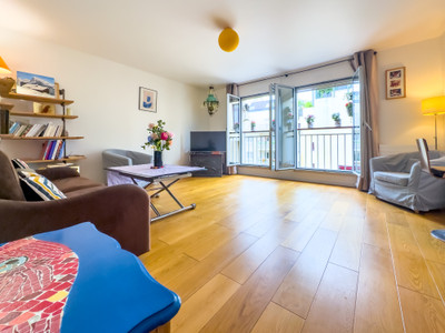 French property for sale in Paris 3e Arrondissement, Paris - €660,000 - photo 6