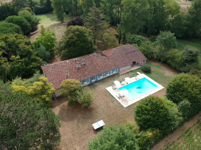 Maison à vendre à Montpezat, Lot-et-Garonne, Aquitaine, avec Leggett Immobilier