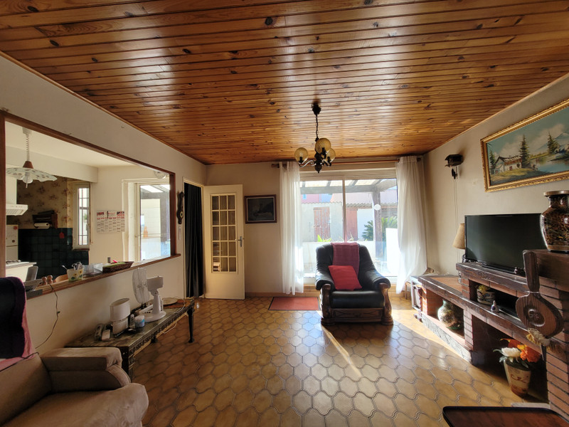 French property for sale in Canet-en-Roussillon, Pyrénées-Orientales - €230,000 - photo 5
