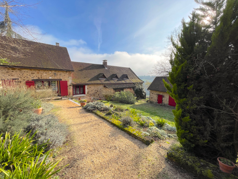 French property for sale in Rouffignac-Saint-Cernin-de-Reilhac, Dordogne - €799,900 - photo 2