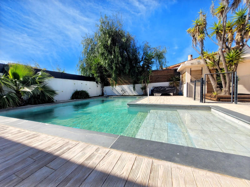 Propriété à vendre à Canet-en-Roussillon, Pyrénées-Orientales - 520 000 €