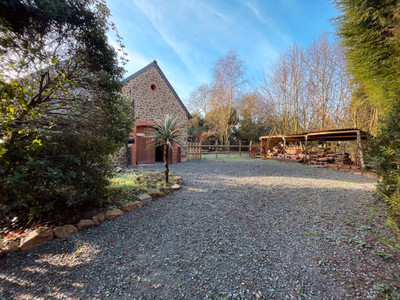French property for sale in Charchigné, Mayenne - €104,500 - photo 1