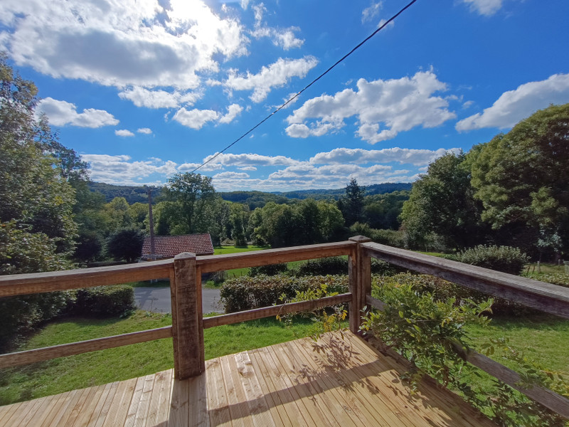 French property for sale in Aubusson, Creuse - €119,900 - photo 2