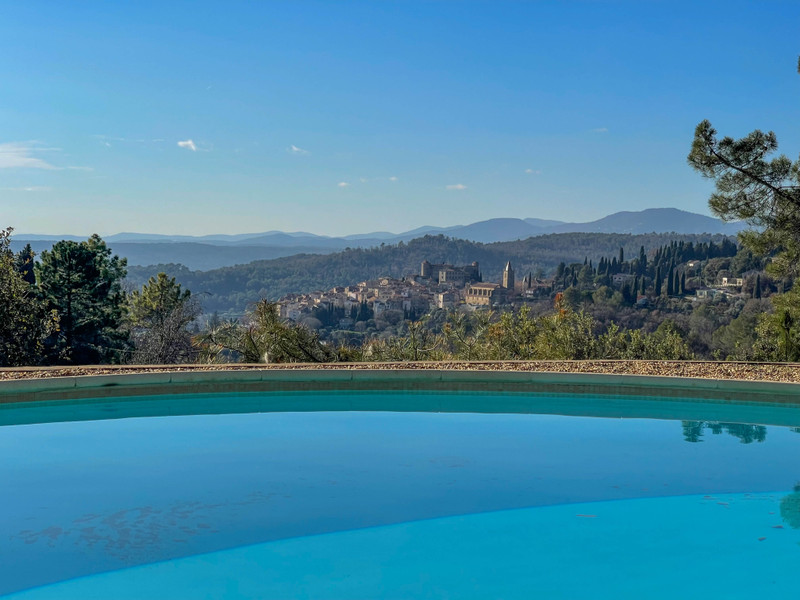 French property for sale in Montauroux, Var - €735,000 - photo 2