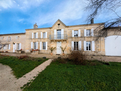 house for sale in Charente-Maritime