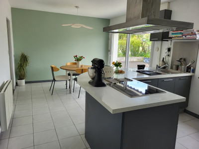 French property for sale in Gurat, Charente - €187,250 - photo 4