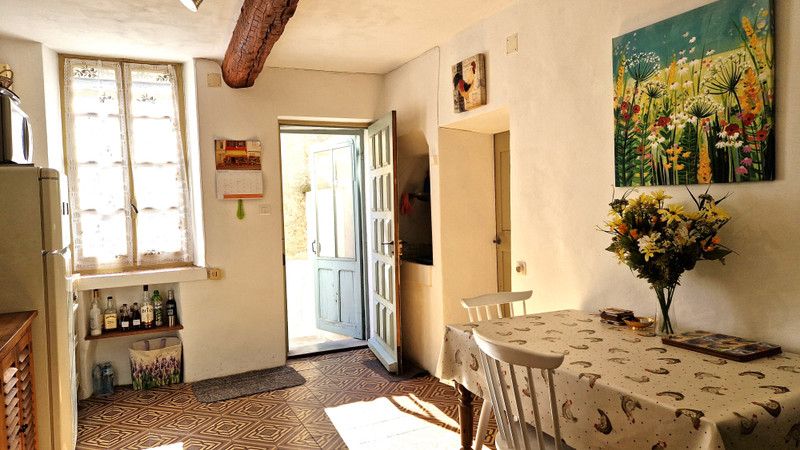 French property for sale in Cruzy, Hérault - €99,000 - photo 1