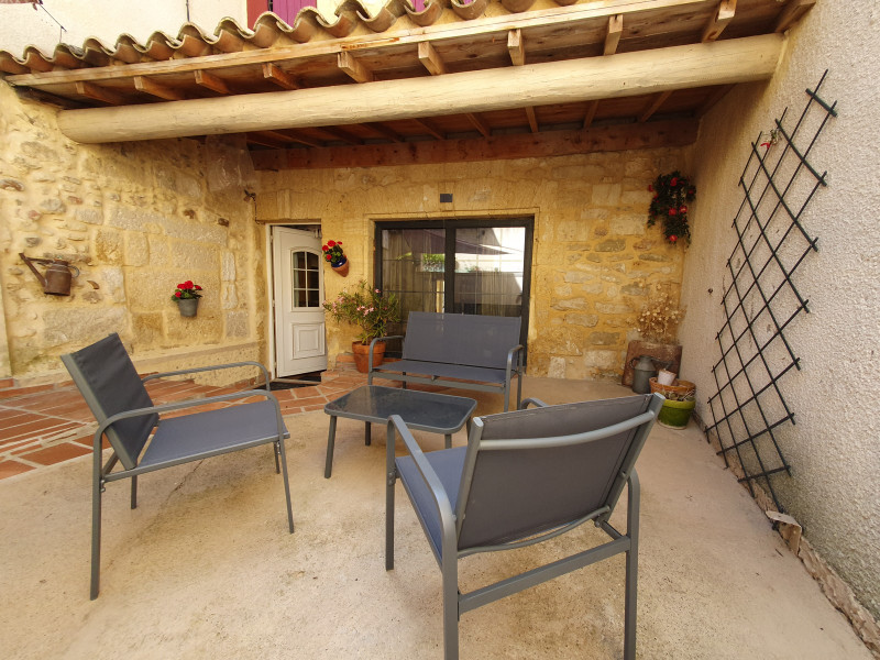 French property for sale in Fournès, Gard - €379,000 - photo 1