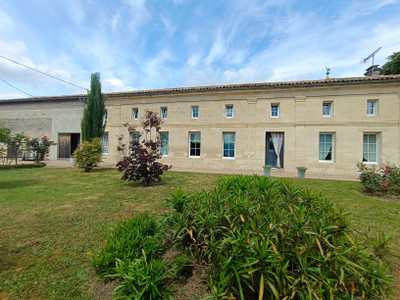 French property for sale in Les Peintures, Gironde - €503,150 - photo 1