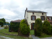 Maison à vendre à Magnac-Laval, Haute-Vienne - 152.600 € - photo 2