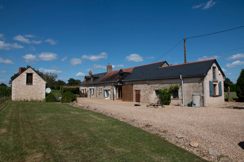 French property for sale in Mouliherne, Maine-et-Loire - €314,500 - photo 0