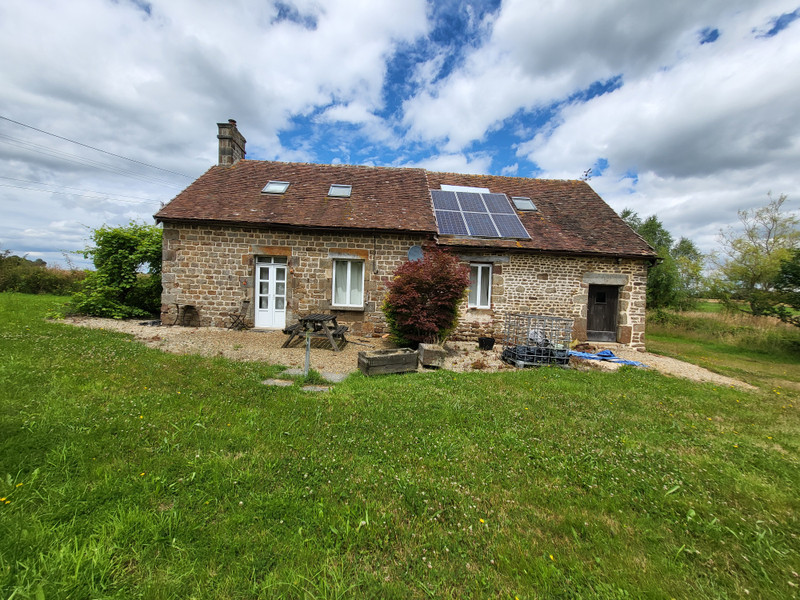 Maison à vendre à Saint-Fraimbault, Orne - 130.000 € - photo 1