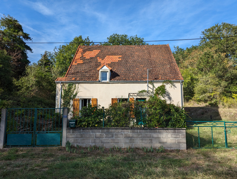 Maison à vendre à Vicq-Exemplet, Indre - 82 500 € - photo 1