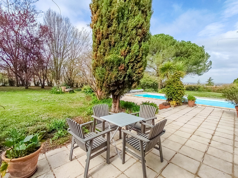 French property for sale in Aiguillon, Lot-et-Garonne - €460,000 - photo 3