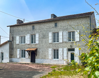 house for sale in Charente