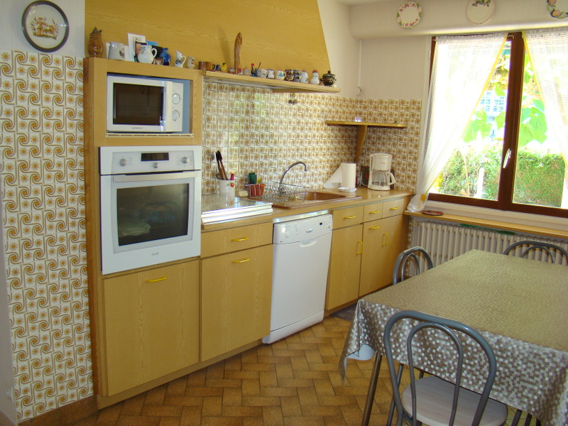 French property for sale in Gençay, Vienne - €230,000 - photo 3