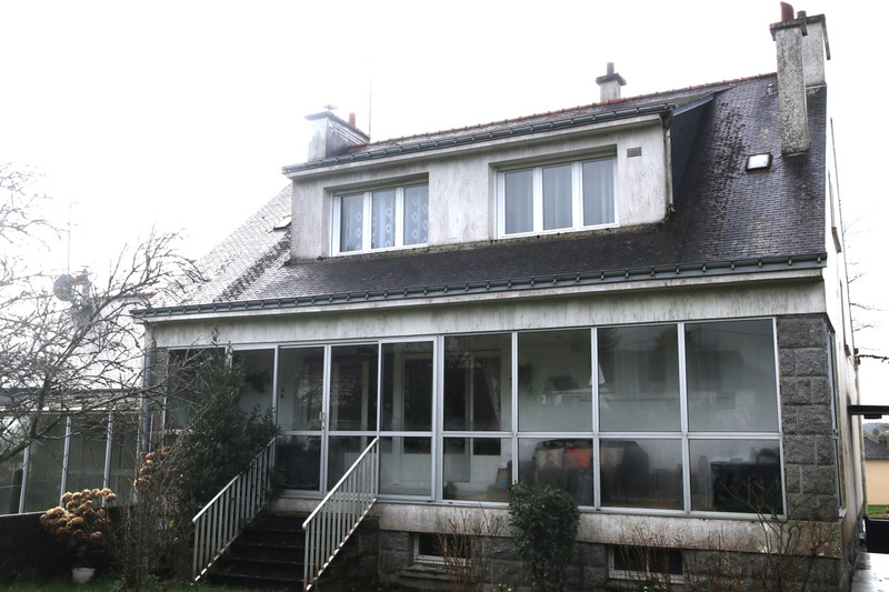 French property for sale in Lignol, Morbihan - €224,700 - photo 1