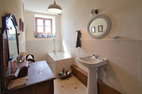 Maison à vendre à Noyant-Villages, Maine-et-Loire - 155.000 € - photo 6