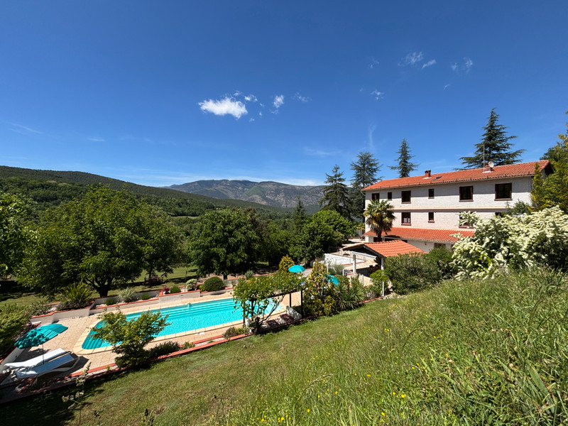 Propriété à vendre à Sahorre, Pyrénées-Orientales - 999 950 €