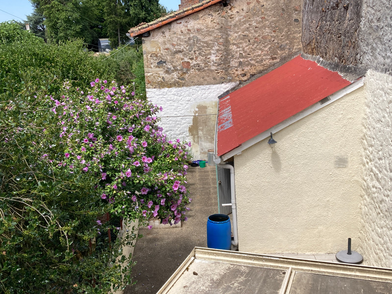 French property for sale in L'Isle-Jourdain, Vienne - €95,000 - photo 10