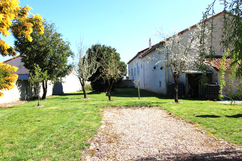 French property for sale in La Chèvrerie, Charente - €339,200 - photo 8