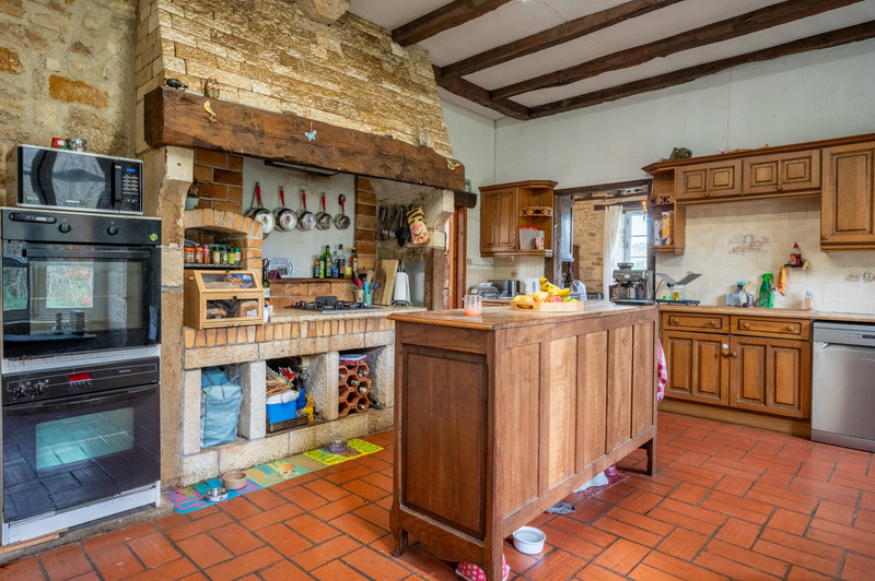 French property for sale in Martel, Lot - €649,000 - photo 5