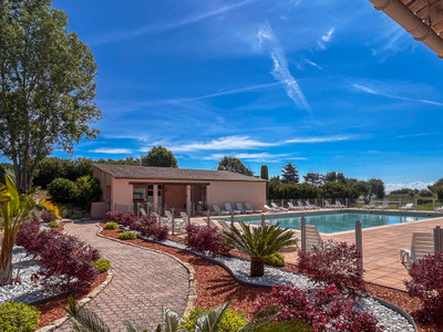 French property for sale in Villeneuve-Loubet, Alpes-Maritimes - €1,095,000 - photo 3