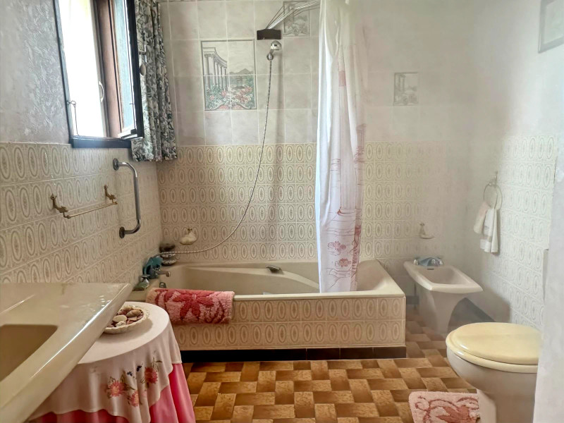 French property for sale in Lembeye, Pyrénées-Atlantiques - €235,000 - photo 7