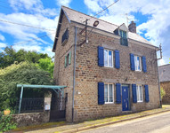 Detached for sale in Couesmes-Vaucé Mayenne Pays_de_la_Loire