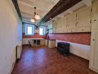 Propriété à vendre à Saint-Cyr-du-Bailleul, Manche - 146 000 € - photo n°3