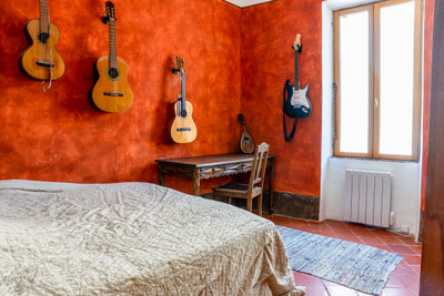 French property for sale in Neffiès, Hérault - €240,000 - photo 6