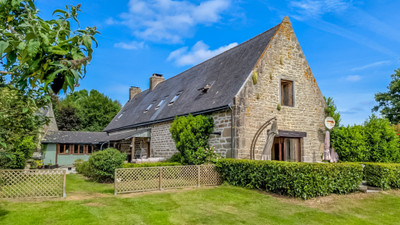 French property for sale in Lignol, Morbihan - €846,940 - photo 3