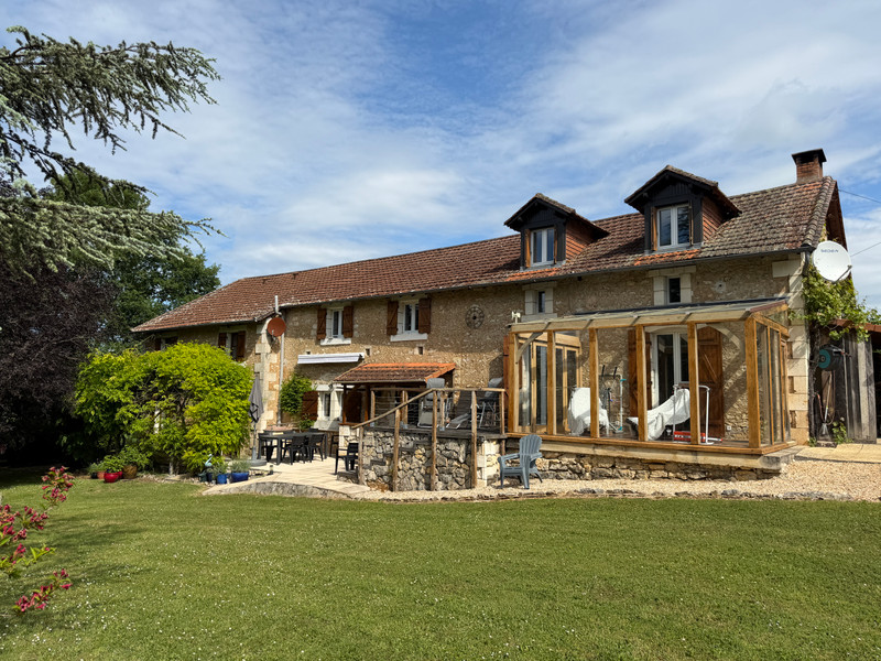 Propriété à vendre à Négrondes, Dordogne - photoAltPrice