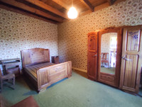 Maison à vendre à Nanteuil-en-Vallée, Charente - 108.000 € - photo 7
